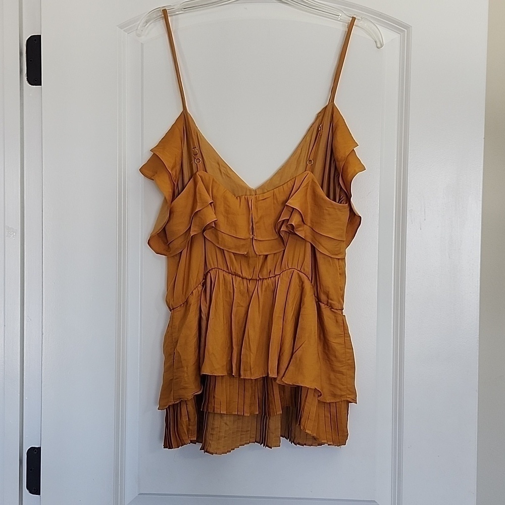 NWT DO+BE MUSTARD YELLOW TOP SIZE LARGE - Picture 5 of 12